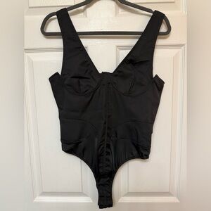 PrettyLittleThing Bodysuit Ladies 8